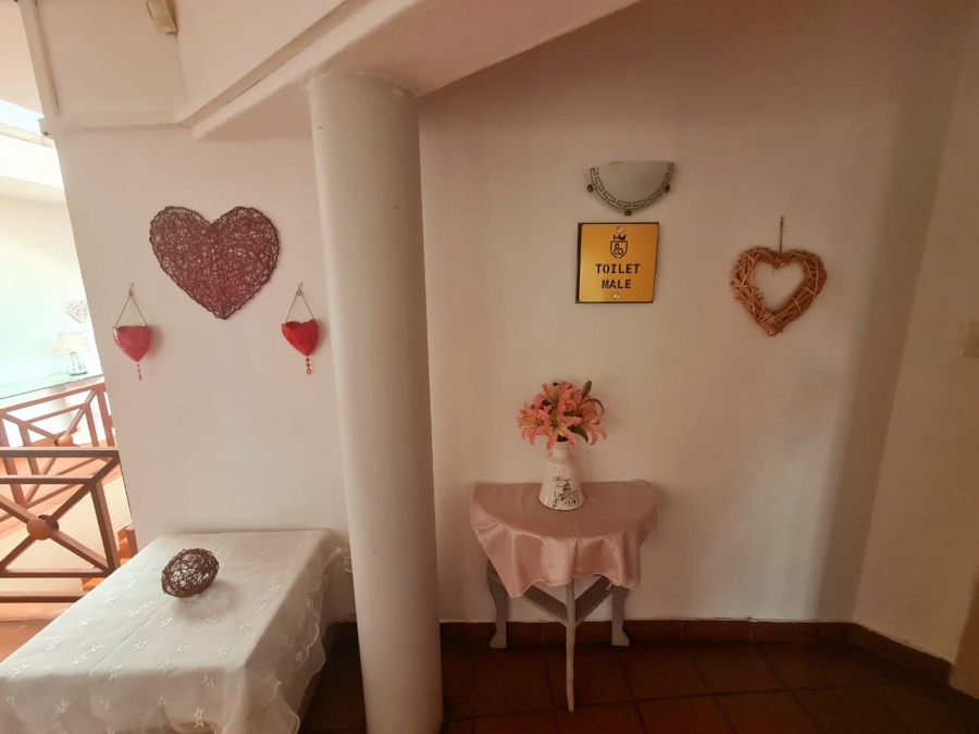 Commercial Property for Sale in Lindequesdrif North West